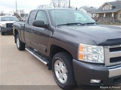 2011 Chevrolet Silverado 1500 LT   - Photo 4 - Davenport, IA 52802