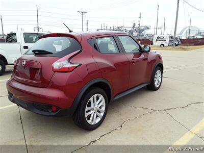 2016 Nissan JUKE SV   - Photo 9 - Davenport, IA 52802