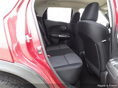 2016 Nissan JUKE SV   - Photo 10 - Davenport, IA 52802