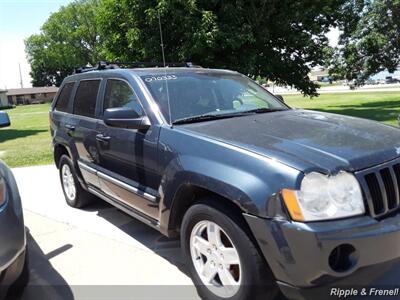 2007 Jeep Grand Cherokee Laredo Laredo 4dr SUV   - Photo 12 - Davenport, IA 52802