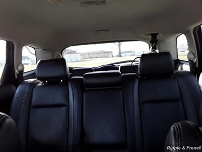 2010 Mazda CX-9 Grand Touring   - Photo 6 - Davenport, IA 52802