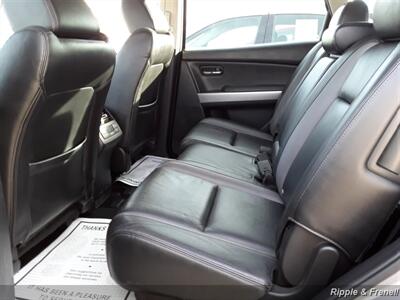 2010 Mazda CX-9 Grand Touring   - Photo 7 - Davenport, IA 52802