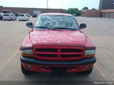 2002 Dodge Dakota Sport 2dr Club Cab Sport   - Photo 1 - Davenport, IA 52802