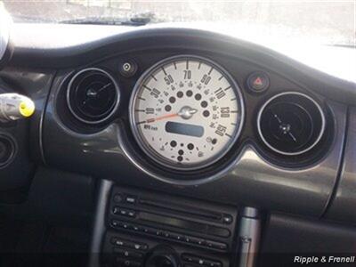 2006 MINI Cooper   - Photo 11 - Davenport, IA 52802