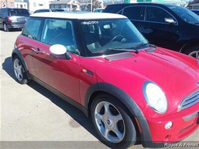 2006 MINI Cooper   - Photo 4 - Davenport, IA 52802