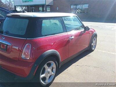 2006 MINI Cooper   - Photo 6 - Davenport, IA 52802