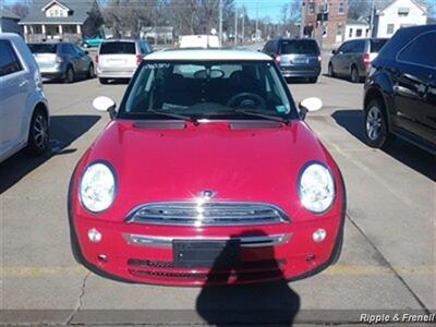 2006 MINI Cooper   - Photo 1 - Davenport, IA 52802