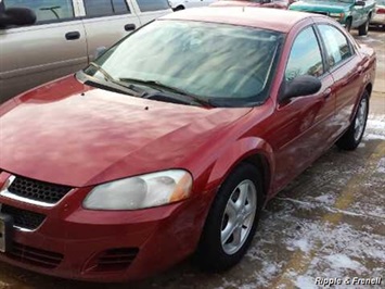 2005 Dodge Stratus SXT   - Photo 1 - Davenport, IA 52802