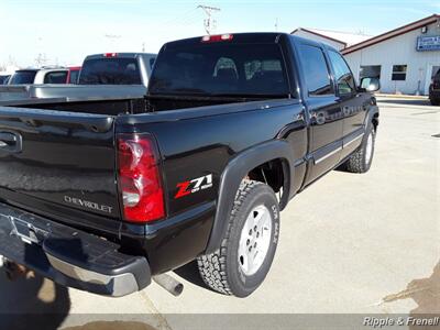 2005 Chevrolet Silverado 1500 LT 4dr Crew Cab LT   - Photo 6 - Davenport, IA 52802