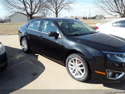 2011 Ford Fusion SEL   - Photo 12 - Davenport, IA 52802