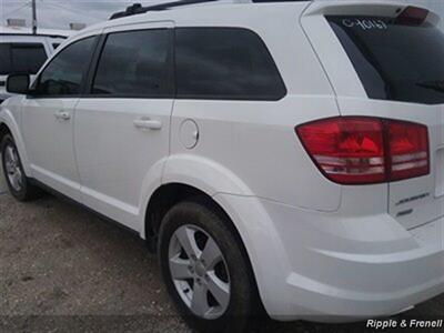 2009 Dodge Journey SXT   - Photo 7 - Davenport, IA 52802