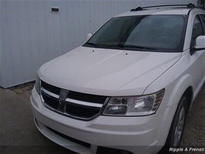 2009 Dodge Journey SXT   - Photo 1 - Davenport, IA 52802