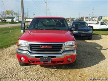 2006 GMC Sierra 1500 SLE1 SLE1 4dr Crew Cab   - Photo 1 - Davenport, IA 52802