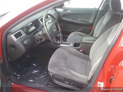 2007 Chevrolet Impala LT   - Photo 8 - Davenport, IA 52802