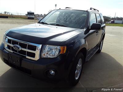 2008 Ford Escape XLT   - Photo 3 - Davenport, IA 52802