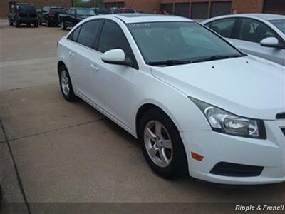 2011 Chevrolet Cruze LT   - Photo 4 - Davenport, IA 52802