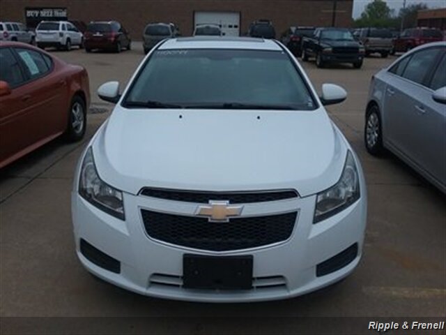 2011 Chevrolet Cruze LT   - Photo 1 - Davenport, IA 52802