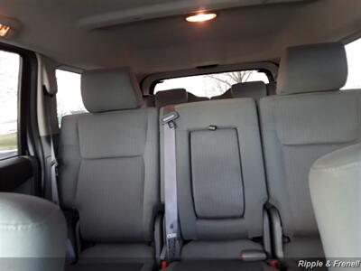 2007 Jeep Commander Sport   - Photo 5 - De Witt, IA 52742