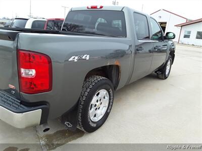 2011 Chevrolet Silverado 1500 LT   - Photo 9 - Davenport, IA 52802