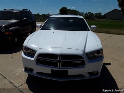 2013 Dodge Charger R/T   - Photo 3 - Davenport, IA 52802