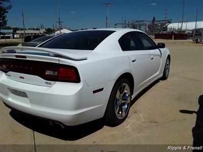 2013 Dodge Charger R/T   - Photo 9 - Davenport, IA 52802