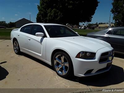 2013 Dodge Charger R/T   - Photo 13 - Davenport, IA 52802