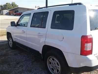 2016 Jeep Patriot Sport   - Photo 7 - Davenport, IA 52802