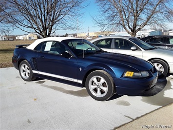 2003 Ford Mustang   - Photo 8 - Davenport, IA 52802