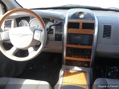 2008 Chrysler Aspen Limited   - Photo 14 - Davenport, IA 52802