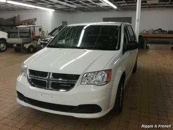 2012 Dodge Grand Caravan SE   - Photo 1 - Davenport, IA 52802