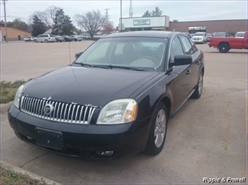 2006 Mercury Montego Luxury   - Photo 1 - Davenport, IA 52802