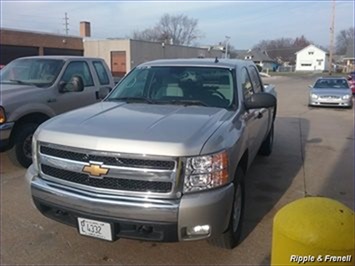 2007 Chevrolet Silverado 1500 LT1 LT1 4dr Crew Cab   - Photo 1 - Davenport, IA 52802