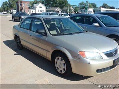 2001 Mazda Protege LX   - Photo 4 - Davenport, IA 52802