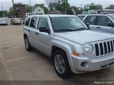 2008 Jeep Patriot Sport   - Photo 4 - Davenport, IA 52802