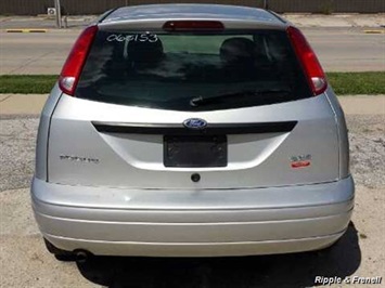 2006 Ford Focus ZX3 S   - Photo 4 - Davenport, IA 52802