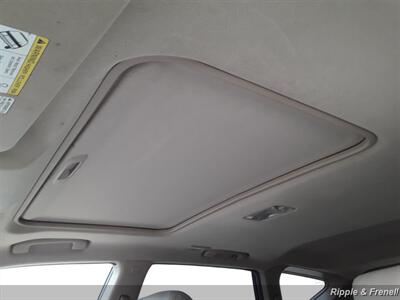 2004 Nissan Murano SL   - Photo 5 - Davenport, IA 52802