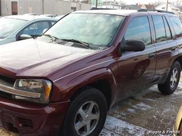 2004 Chevrolet Trailblazer LS   - Photo 3 - Davenport, IA 52802