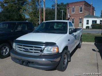 2000 Ford F-150 Work 2dr Work Standard Cab SB   - Photo 1 - Davenport, IA 52802