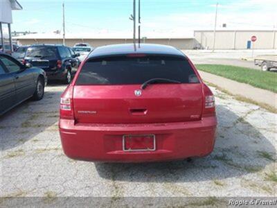 2007 Dodge Magnum SE   - Photo 5 - Davenport, IA 52802