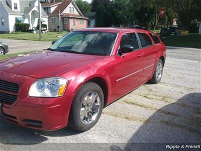 2007 Dodge Magnum SE   - Photo 3 - Davenport, IA 52802