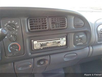 1998 Dodge Ram 1500 ST   - Photo 9 - Davenport, IA 52802