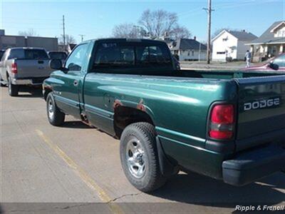 1998 Dodge Ram 1500 ST   - Photo 7 - Davenport, IA 52802