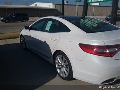 2013 Hyundai Azera   - Photo 7 - Davenport, IA 52802