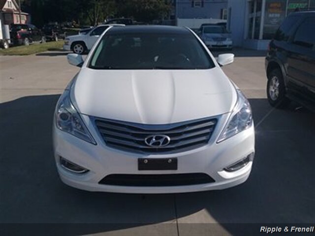 2013 Hyundai Azera   - Photo 1 - Davenport, IA 52802