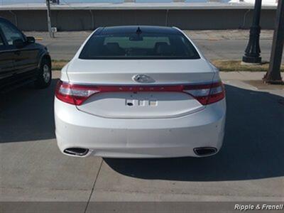 2013 Hyundai Azera   - Photo 5 - Davenport, IA 52802