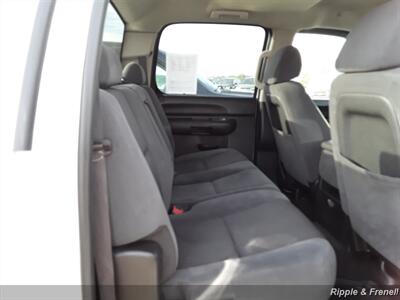 2009 Chevrolet Silverado 1500 LT   - Photo 8 - Davenport, IA 52802