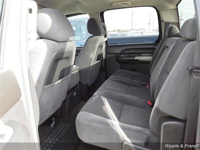 2009 Chevrolet Silverado 1500 LT   - Photo 9 - Davenport, IA 52802