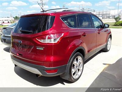 2013 Ford Escape Titanium   - Photo 10 - Davenport, IA 52802