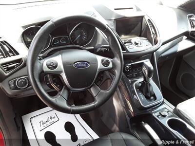 2013 Ford Escape Titanium   - Photo 5 - Davenport, IA 52802