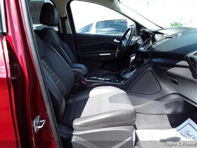 2013 Ford Escape Titanium   - Photo 12 - Davenport, IA 52802